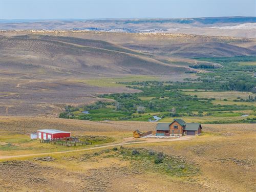 Hams Fork River View Log Home : Kemmerer : Lincoln County : Wyoming