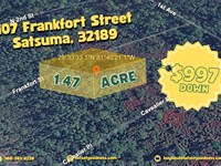 Frankfort St on a Dirt Road : Interlachen : Putnam County : Florida