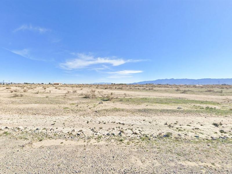 Lot in Growth Zone, $800.86 Down : Pahrump : Nye County : Nevada