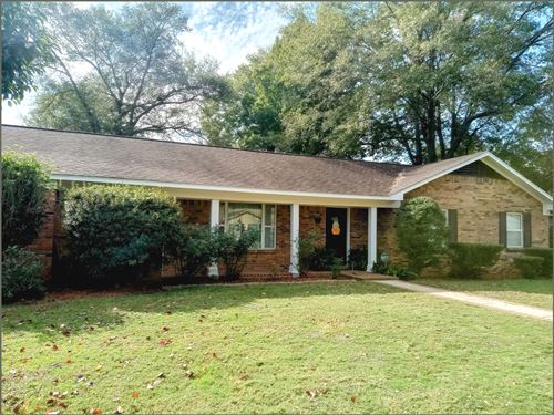 Home in Sunflower County at 701 Wes : Indianola : Sunflower County : Mississippi