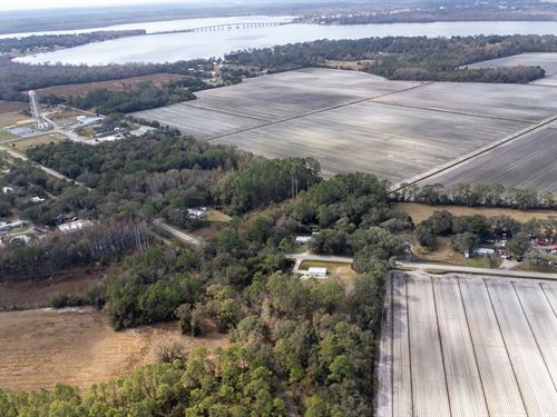 .48 Acre Land with River : East Palatka : Putnam County : Florida