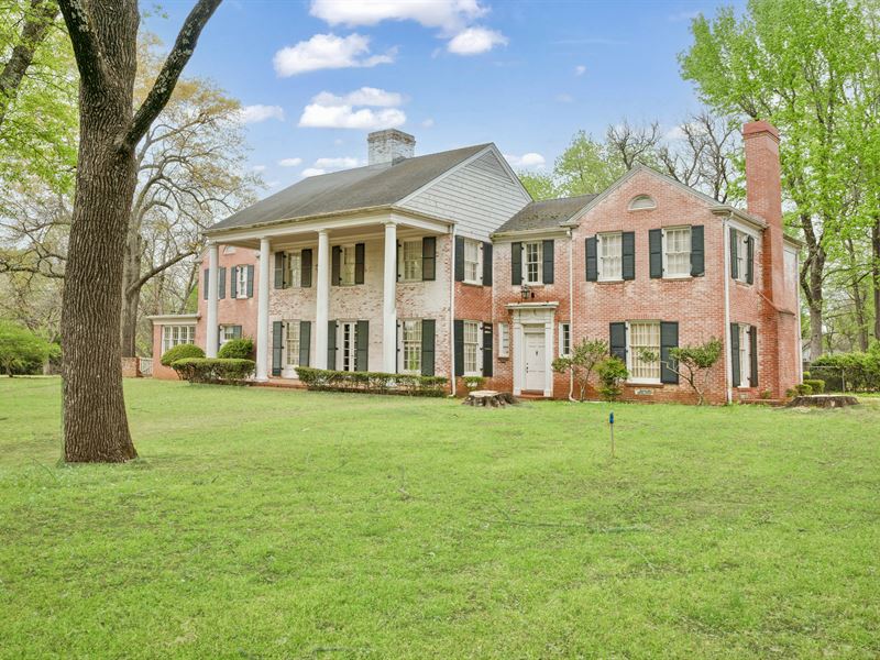Historic Colonial Home for Sale : Paris : Lamar County : Texas