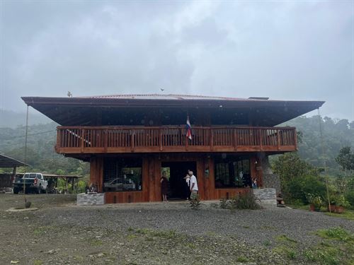 Solar Powered Log Cabin : Pejibaye : Costa Rica