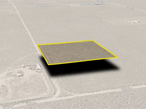 Off-Grid Living for $712.98/Mo : Rosamond : Kern County : California