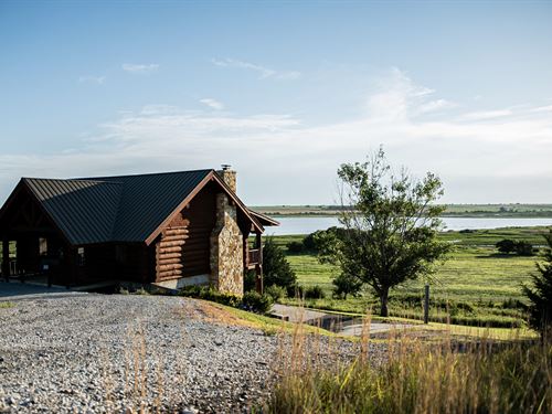 Snow Goose Lodge at Jamestown : Jamestown : Republic County : Kansas
