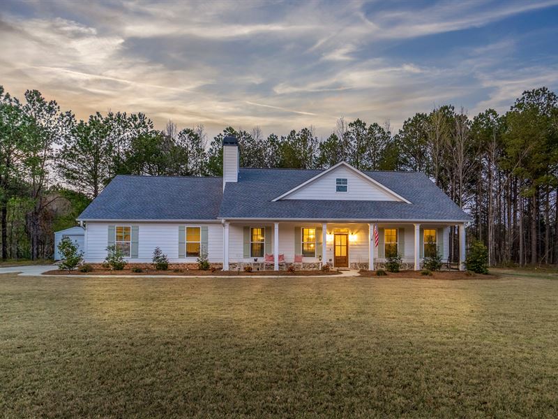 Farmhouse Style Ranch Home : Rutledge : Morgan County : Georgia