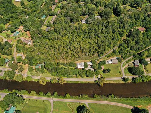 Tuckaseegee River Retreat : Sylva : Jackson County : North Carolina