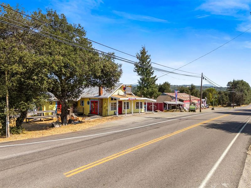 Wynola Commercial Property : Julian : San Diego County : California