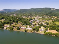 Build-Ready Riverfront Lot With Pri : Chattanooga : Hamilton County : Tennessee