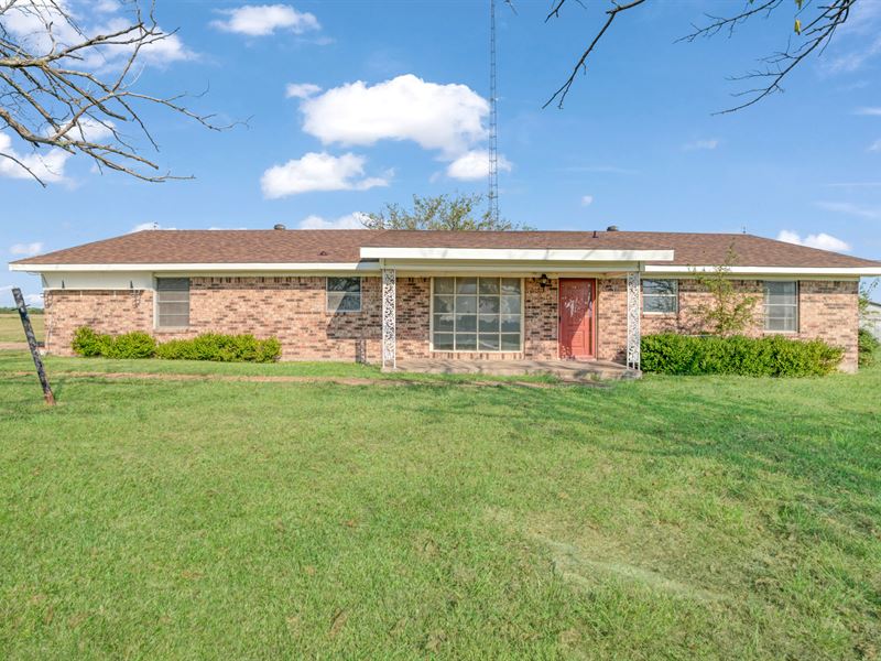 Delta County Country Home 1.5 Acres : Cooper : Delta County : Texas