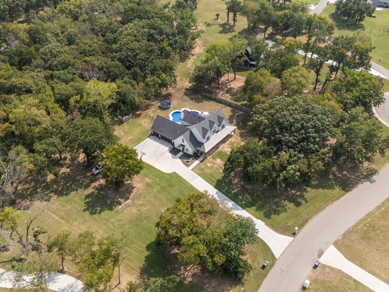 Pryor Oklahoma Luxury Home : Pryor : Mayes County : Oklahoma