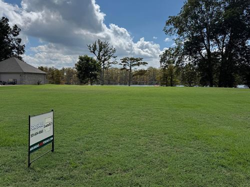 Waterfront Lot in Gated Subdivision : Scott : Lonoke County : Arkansas