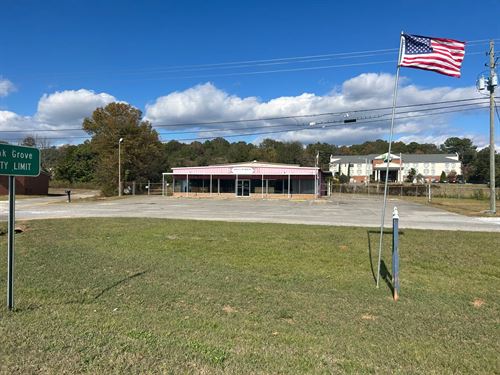 Commercial Lot And Building on Hwy : Sylacauga : Talladega County : Alabama