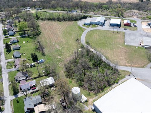 Commercial Lot : Hopkinsville : Christian County : Kentucky
