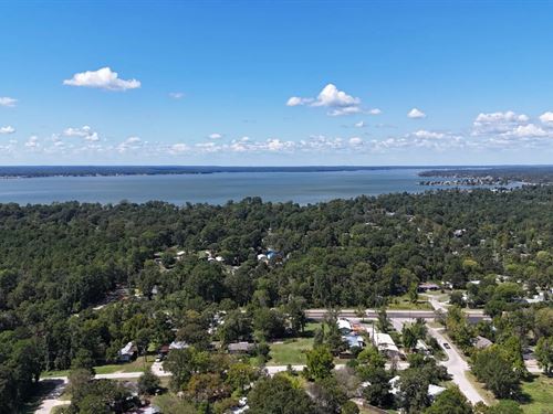 .31 Acre TX Lot, Utilities Lake : Onalaska : Polk County : Texas