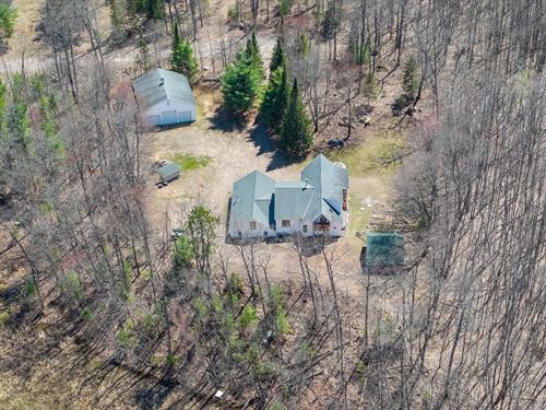 Secluded Newbold Home : Newbold : Oneida County : Wisconsin