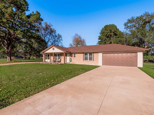 64 Coral Gables, Trinity, Texas : Trinity : Texas