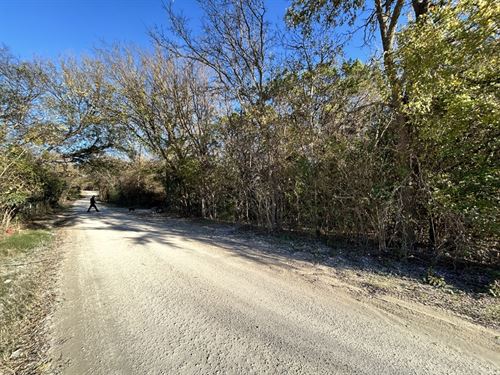 .23Ac Double Lot, Build 2 Homes : Whitney : Hill County : Texas