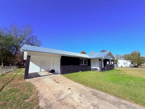 1707 N Main Street, Columbia, MS : Columbia : Marion County : Mississippi