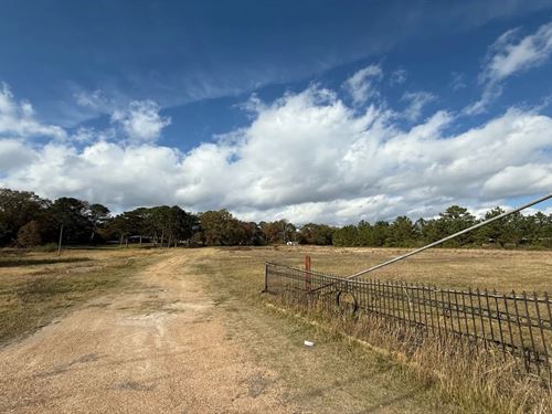 8.59 Acre Commercial Lot in Hinds : Byram : Hinds County : Mississippi