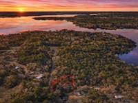 .25 Acre Near Lake O' The Pines : Jefferson : Marion County : Texas