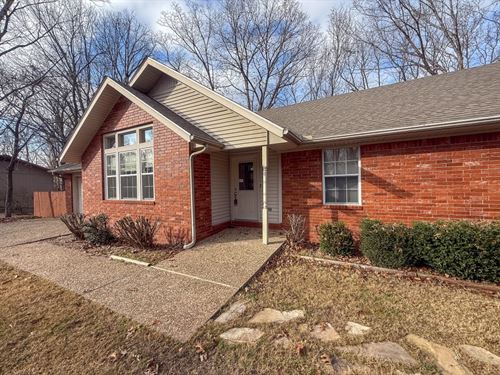 13778 Apple Lane : Rogers : Benton County : Arkansas