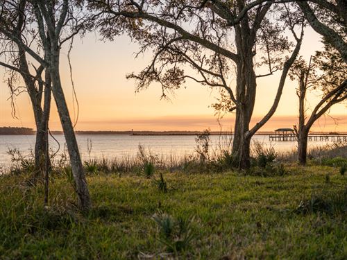 Unzoned Waterfront Bon Secour River : Bon Secour : Baldwin County : Alabama