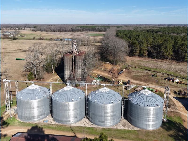 2.2 Acres with Grain Storage Bins : Vaughan : Yazoo County : Mississippi