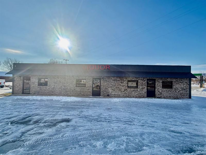 Commercial Business Liquor Store : Tutwiler : Tallahatchie County : Mississippi
