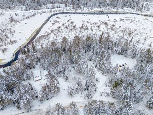 Wooded Acres on River : Watersmeet : Gogebic County : Michigan
