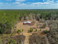 30 Acres Live Oak Retreat on Little : Saint George : Charlton County : Georgia