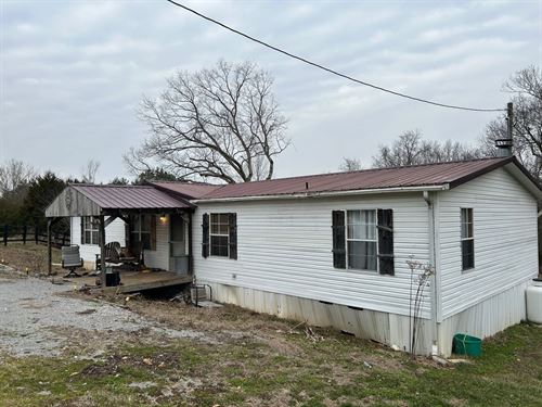 Home in The Country : Hardyville : Hart County : Kentucky
