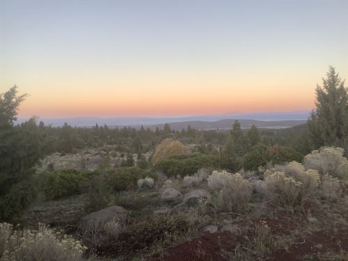 Your Quiet Hill Escape in Alturas : Alturas : Modoc County : California