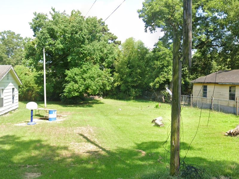 Tiny House Lot with Utilities : Jackson : Hinds County : Mississippi