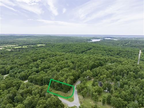 .41 Acres Near Golf and Lakes : Horseshoe Bend : Izard County : Arkansas