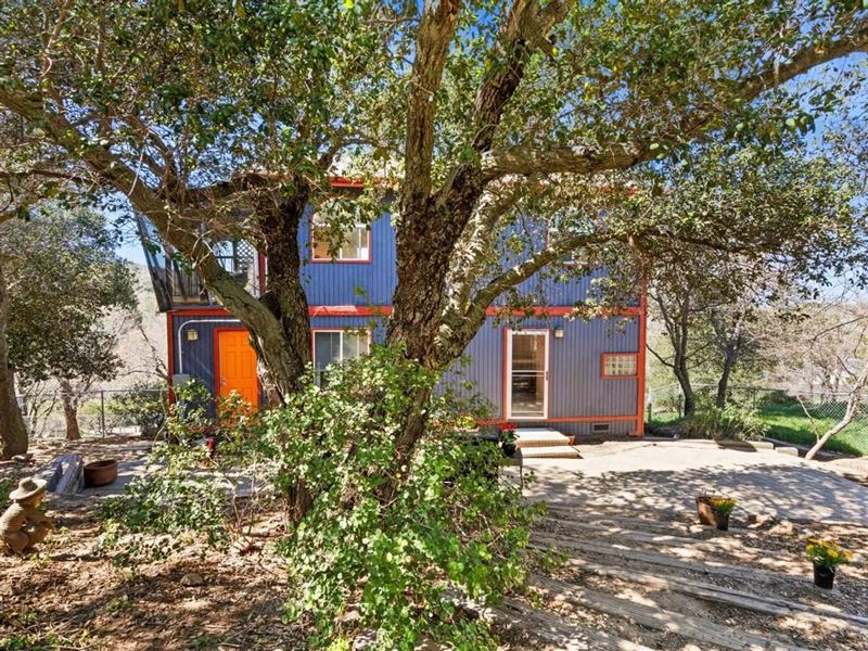 Kentwood Roost : Julian : San Diego County : California