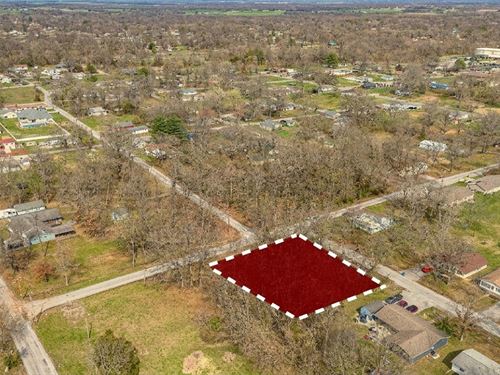 Enjoy Small-Town Living : Benton : Franklin County : Illinois