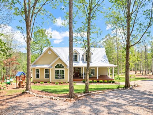 Beautiful Home on 1.73 Acres : Dadeville : Tallapoosa County : Alabama