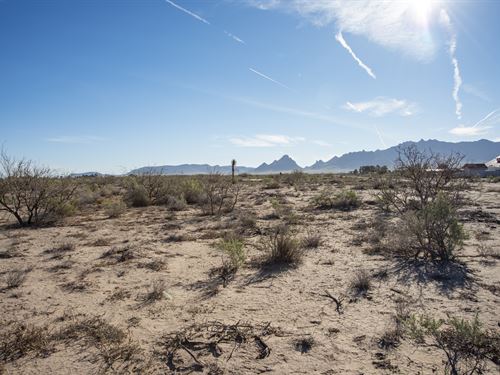 1 Ac Corner Deming Lot Near Power : Deming : Luna County : New Mexico