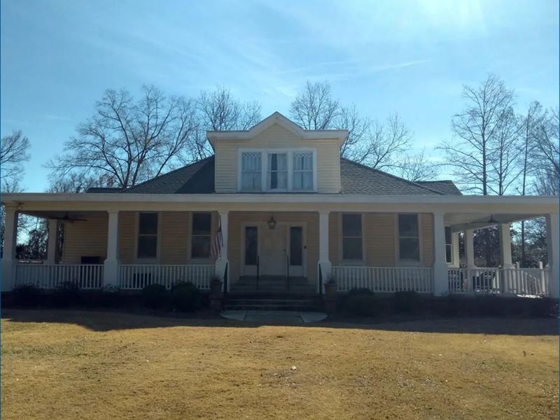 Home in Sunflower County at 1202 Ba : Indianola : Sunflower County : Mississippi