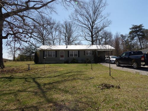 Home Close to Park : Spencer : Van Buren County : Tennessee