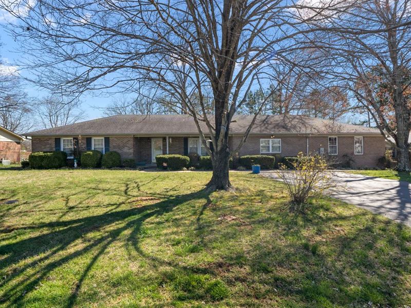 Home on 1 Acre in Warren County : Bowling Green : Warren County : Kentucky