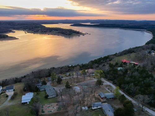 Three Oaks Resort : Gamaliel : Baxter County : Arkansas