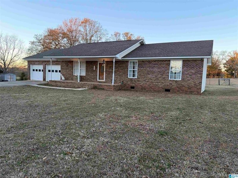 Move-In Ready Home, Creek & Pond : Eastaboga : Talladega County : Alabama