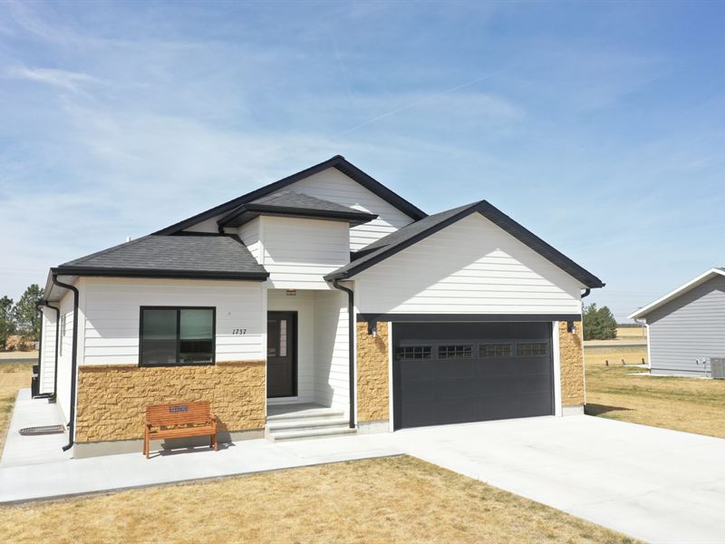 1737 Wesley Dr : Imperial : Chase County : Nebraska