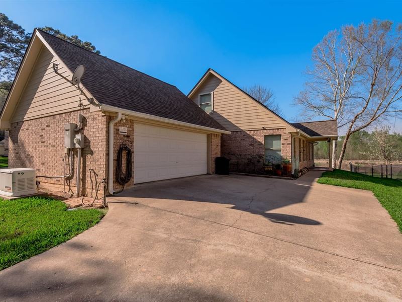 15 Lakeside, Trinity, Texas : Trinity : Trinity County : Texas