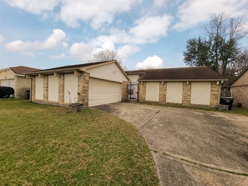 3430 Hombly Road, Houston, Texas : Houston : Harris County : Texas