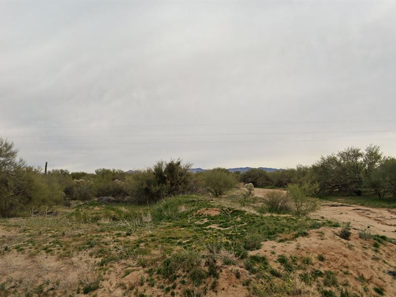 Desert Serenity Meets Easy Access : Diamond Bell Ranch : Pima County : Arizona