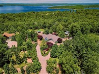 Stunning Lake Estate on Bull Shoals : Oakland : Marion County : Arkansas