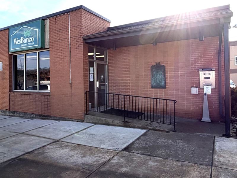 Surplus Bank Branch, Freeport, OH : Freeport : Harrison County : Ohio